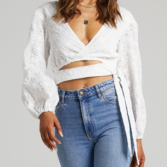 Curve Embroidered Wrap Top in White - Picture 5 of 8
